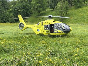 Un homme grièvement blessé à la jambe ce jeudi matin dans un accident de tracteur tondeuse, il a été évacué par hélicoptère au centre hospitalier de Rodez