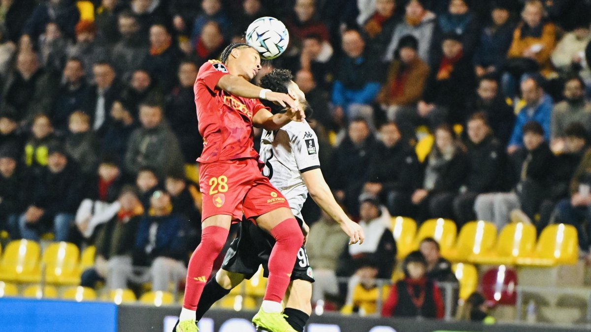 Football - Ligue 2 : avant d’affronter Rodez en play-offs, le Red Star ...