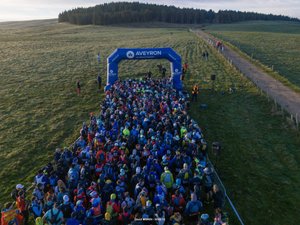 VIDÉO. Près de 700 participants : Laguiole a accueilli le 21e championnat de France de trekking des sapeurs-pompiers