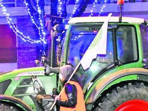 Colère des agriculteurs : des manifestations dans trois communes de l'Aveyron jeudi soir