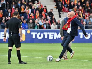 Play-offs de Ligue 2 : avec ce Saint-Etienne - Rodez, le maire Stéphane Mazars vit décidément une drôle d'histoire