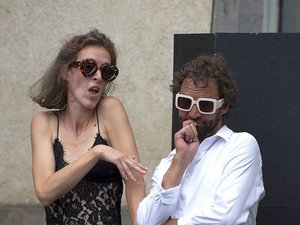 Concerts, spectacles et cabaret : c'est Quoi ce Cirque sous chapiteau dans cet ancien évêché de l'Aveyron ?
