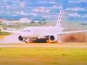 VIDÉO. "L'équipage a arrêté l'appareil" juste avant qu'il ne s'envole : le décollage complètement raté de l'airbus A220-300