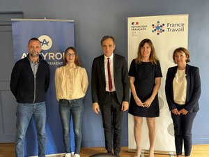 "Notre rôle est d'accompagner ces personnes pendant qu'elles rencontrent des difficultés" : en Aveyron, le dispositif renforcé des bénéficiaires du RSA porte ses fruits