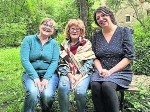 "Une immersion extraordinaire et libératrice" : en Aveyron, cette maison d'édition organise des stages d'écriture... en pleine forêt