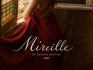 "Je suis impatiente de relever ce beau challenge qu'est de chanter ce monument dans cette belle maison" : la soprano espalionnaise Charlotte Bonnet va (en)chanter Marseille dans le rôle de "Mireille"
