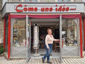 "J'aimerais que les gens puissent se retrouver ici, un peu comme chez eux" : d'institutrice à commerçante, Laurie Baron redonne vie au magasin de jouet "Côme une idée"