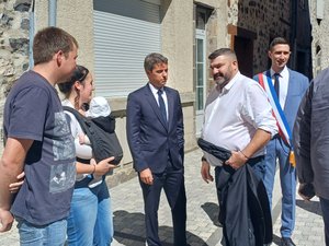 Gabriel Attal officialise dans l'Aveyron sa candidature à l'élection présidentielle de 2027