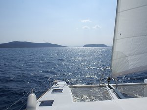"Nous avons reçu une alerte signalant que le catamaran Stella rencontrait des difficultés" : deux Français portés disparus en mer depuis cette nuit près de Tanger