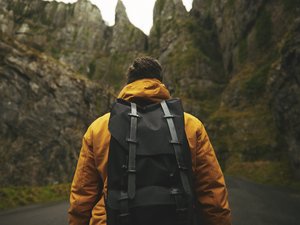 Il se lance dans une randonnée de 40 km : en Occitanie, le jeune randonneur de 22 ans est retrouvé épuisé en pleine nuit dans un bois, à 1 km de son point d'arrivée