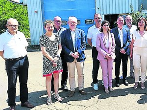 "Le défi a été relevé à moitié parce que je souhaite réindustrialiser l'ensemble du site" : le portail de l'ex-SAM, à Viviez, a rouvert ses portes