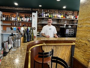 Avec Illian Delous et ses deux amis, le Café de Toulouse prend l'accent aveyronnais