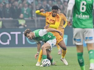 Ligue 2 : Saint-Étienne reste à quai après sa défaite en barrages, voici les 18 clubs qui composeront la division pour la saison 2026-2027