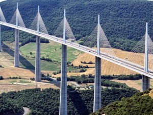 "Cette exposition est une occasion de découvrir ces documents rares" : à Millau, les ponts dévoilent leurs secrets de conception