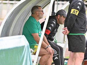 Rugby : une première saison sur le banc de LSA "au-delà des espérances" pour Éric Viarouge