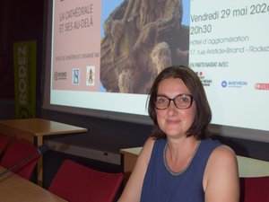 La cathédrale Notre-Dame de Rodez n'a pas de secret pour l'experte maître de conférences caroline de Barrau