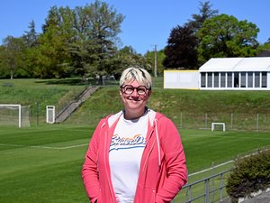 "Je vois plus de commotionnés d'autres sports que du rugby" : la Ruthénoise Julie Calmels, médecin de terrain au service du sport
