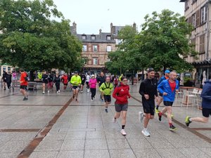 Dernière ligne droite humide avant le 10e ekiden de Rodez et sa grande fête le 13 juin