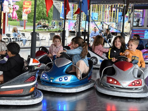Bateau pirate, loopings, autos-tamponneuses : c'est parti pour 15 jours de fête foraine au Val de Bourran à Rodez