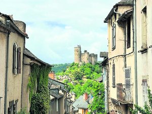 "On ressent un afflux de touristes, les bus se multiplient" : le label "Plus beaux villages de France" galvanise ces communes de l'Aveyron