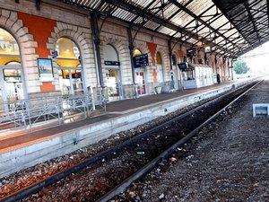 Grève à la SNCF : un TGV sur trois annulé, un Intercités sur deux en circulation, trafic régional "fortement perturbé", à quoi s'attendre à partir de ce mardi 9 juin soir et ce mercredi 10 juin ?