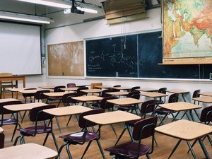 Baccalauréat 2026 : pièces à présenter, retard, téléphone, IA... tout ce qui est obligatoire, autorisé ou interdit pendant les épreuves
