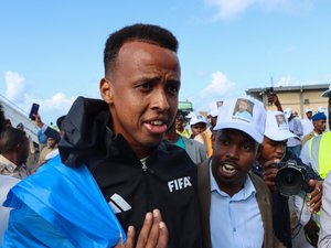 Il s'était vu refuser l'accès à la Coupe du monde de football : l'arbitre Omar Artan sera au sifflet d'un grand rendez-vous européen