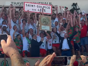Rugby : il entre en jeu pour 5 minutes, fait le placage décisif qui sacre son club champion de France et est évacué en civière vers l'hôpital