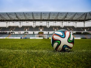 Canicule : il nageait avec deux amis, un joueur de Ligue 2 en état de mort cérébrale après s'être noyé