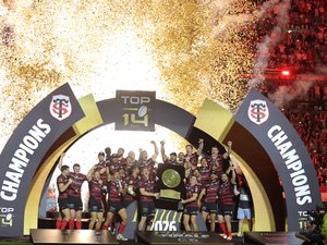Top 14 : quatrième Bouclier de Brennus d'affilée pour Toulouse, qui égale le record de titres consécutifs dans l'élite du rugby français