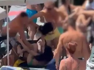 VIDÉO. Pour un transat au bord de la piscine, une adolescente de 13 ans est frappée au visage : une triste bagarre générale éclate dans l'hôtel