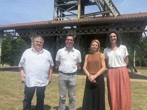 "Trouver un point de chute dans ce département devenait une obligation" : comment le télépilotage de drones atterrit en Aveyron