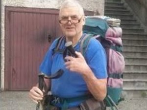 Disparition inquiétante sur le chemin de Saint-Jacques de Compostelle : appel à témoins lancé pour retrouver un pèlerin de 72 ans
