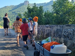 "Les questions d'écologie sont désormais des évidences pour eux" : une "classe dehors" pour protéger ces rivières de l'Aveyron
