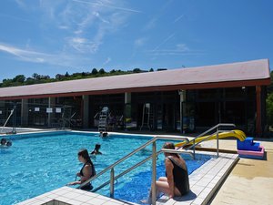 "Nous avions ainsi à coeur de l'ouvrir dans les meilleures conditions" : le petit bassin d'Aqualudis est ouvert tout l'été pour se rafraîchir à Villefranche-de-Rouergue
