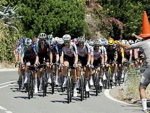 Tour de France 2026, dixième étape : la Grande Boucle, à l'assaut du Cantal ce 14 juillet, fera un crochet de 1,6 km par l'Aveyron !