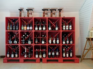 "C'est aussi un peu notre façon de les remercier pour leur accueil" : l'auberge du Fel célèbre son vignoble et ses vignerons