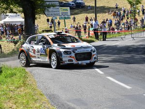 "En cette période estivale, ça devient compliqué d'organiser quand on voit ce qui se passe" : entre canicule et incendies, été noir pour les rallyes de l'Aveyron