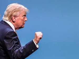 Guerre au Moyen-Orient : nouvelles tensions entre les États-Unis et l'Iran, le détroit d'Ormuz se retrouve fermé