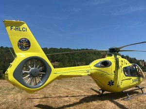 Une collision frontale entre deux voitures fait trois blessés : un adolescent âgé de 17 ans en urgence absolue, évacué par l'HéliSmur