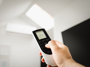 Canicule : quelles sont les conditions pour bénéficier d'aides financières à l'installation d'une climatisation ?