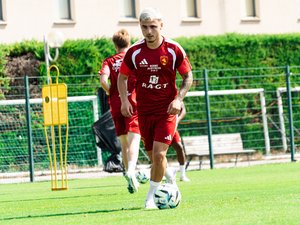 Football : le milieu de terrain Damjan Pavlovic s'engage avec Rodez