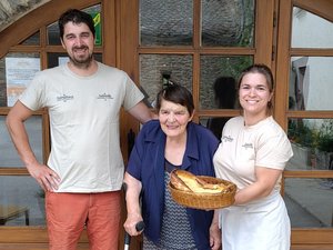 Toujours à la ferme et avec en plus sa bière maison, ce restaurant de l'Aveyron fête ses 50 ans