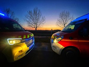 Ni ivre ni droguée, elle prend la voiture de sa mère avec une copine mais ne sait pas conduire et s'endort même sur le volant