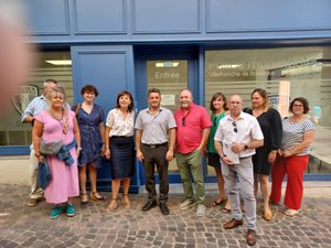 "Associer à la vie commerciale de la vie culturelle" : Carole Delga "admirative" des réalisations locales dans l'ouest de l'Aveyron