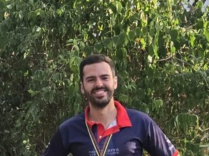 "Il m'arrive aussi de jouer en Aveyron" : les quilles avec la SA12 le week-end, le foot avec l'Ascap le lundi, Nicolas Valenq porte haut les couleurs de l'Aveyron à Paris
