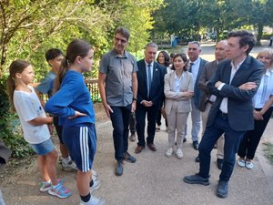 "Pour voir et vivre autre chose", le monde associatif aveyronnais relaie l'Éducation nationale auprès des enfants en vacances