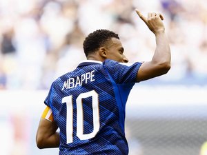 "Merci pour tout" : Kylian Mbappé écrit une lettre aux supporters de l'équipe de France, une semaine après la fin de la Coupe du monde