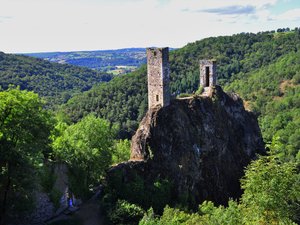 Peyrusse-le-Roc, Compolibat, Galgan, Roussennac, Privezac... partez à la découverte du plateau de Montbazens en lumière