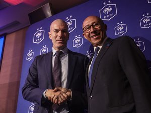 Zinédine Zidane : début du contrat, présentation du staff, premier rassemblement... voici ce qui attend Zizou à la tête de l'équipe de France